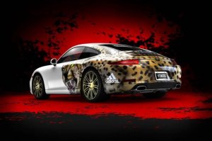 Porsche  Adidas    911- 